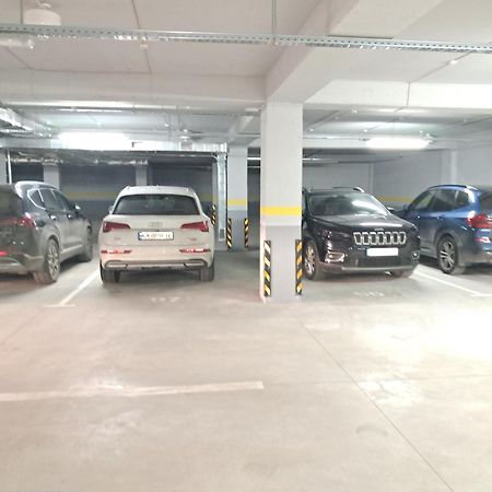 Аэропорт Кишинев 24&24 Apartment Екстериор снимка