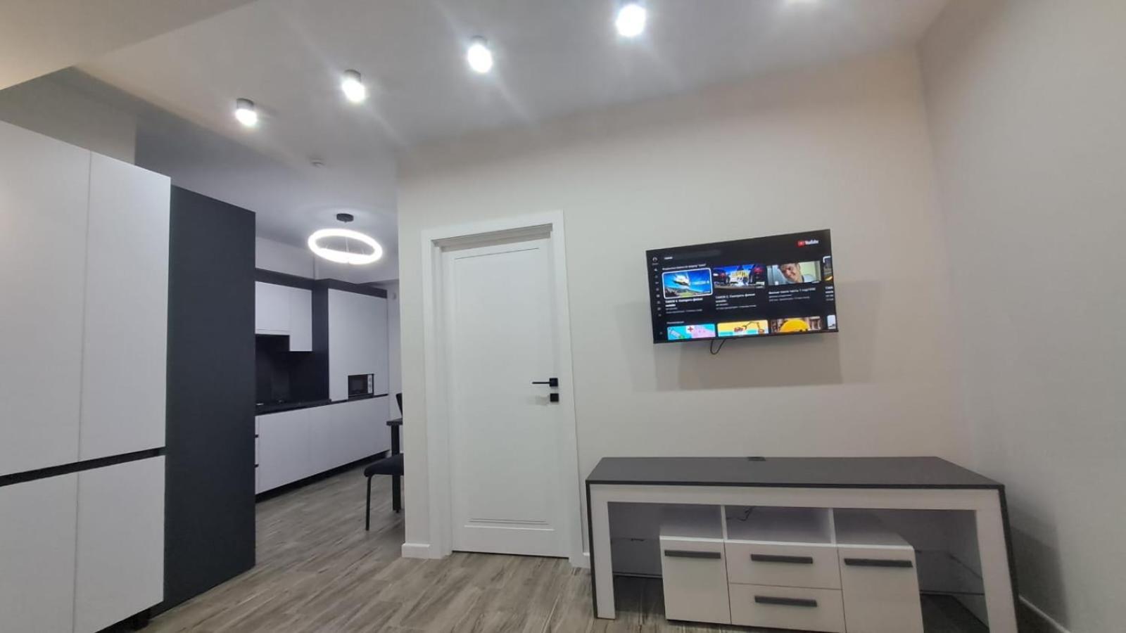 Аэропорт Кишинев 24&24 Apartment Екстериор снимка
