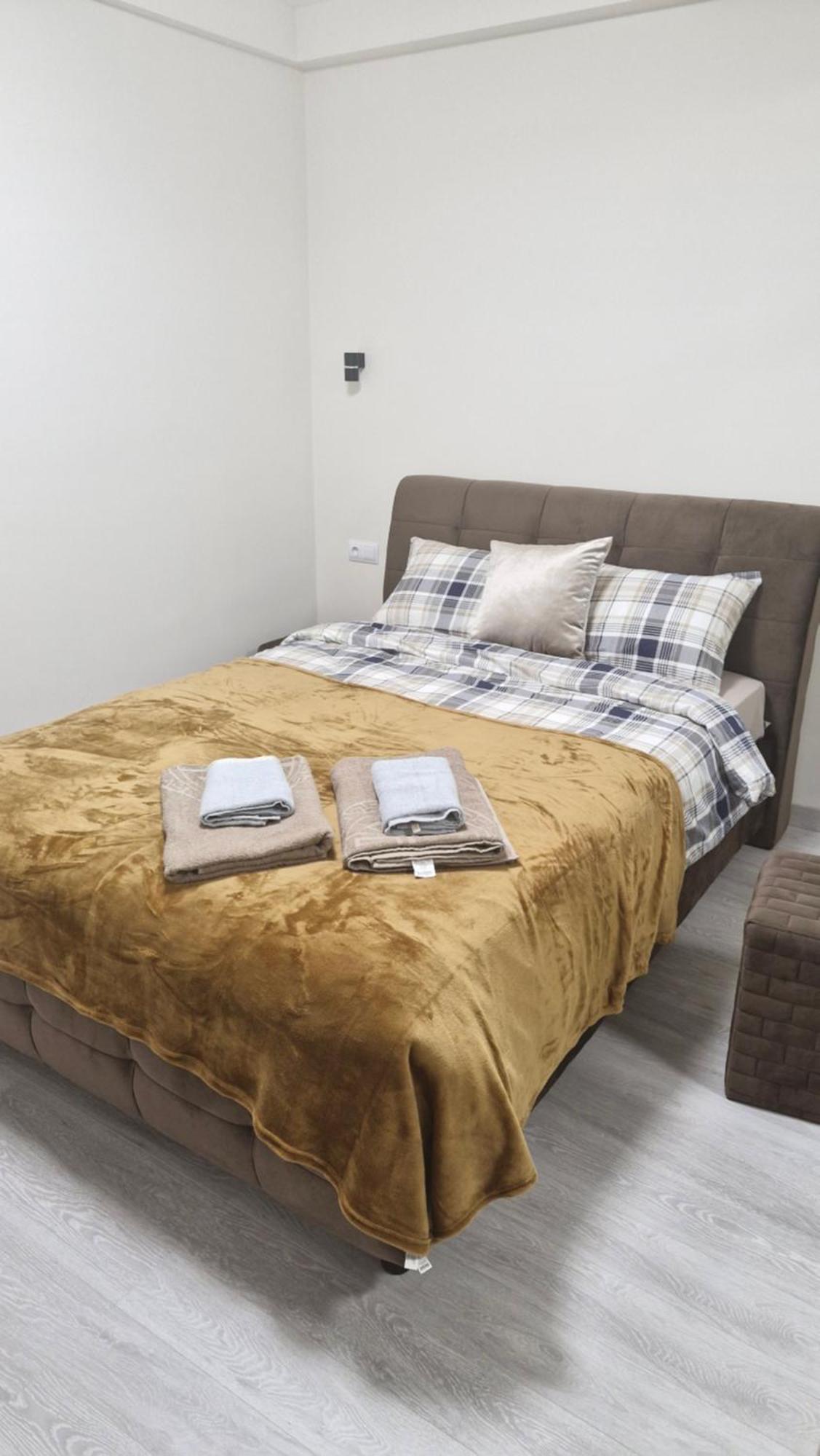 Аэропорт Кишинев 24&24 Apartment Екстериор снимка