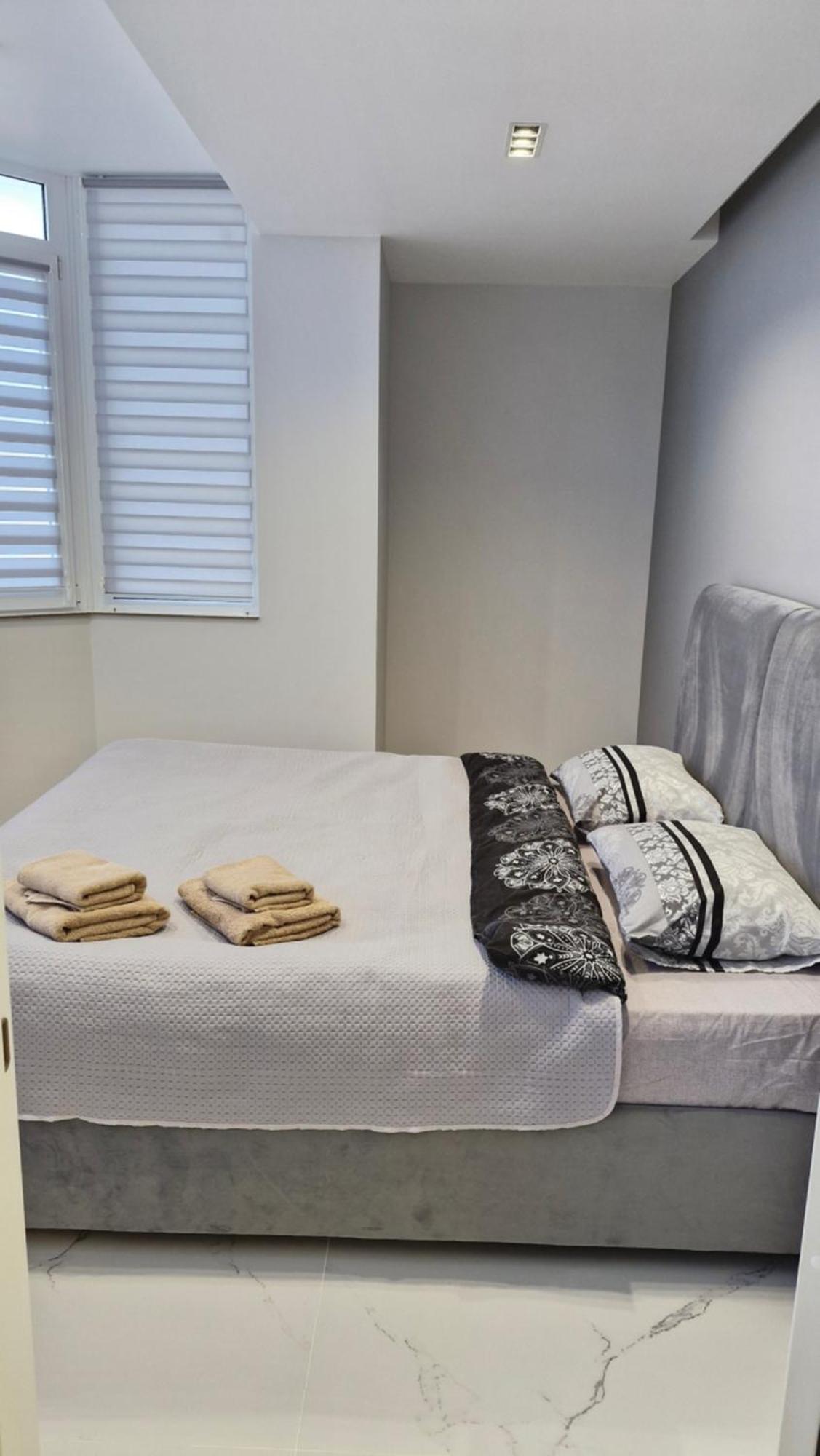Аэропорт Кишинев 24&24 Apartment Екстериор снимка